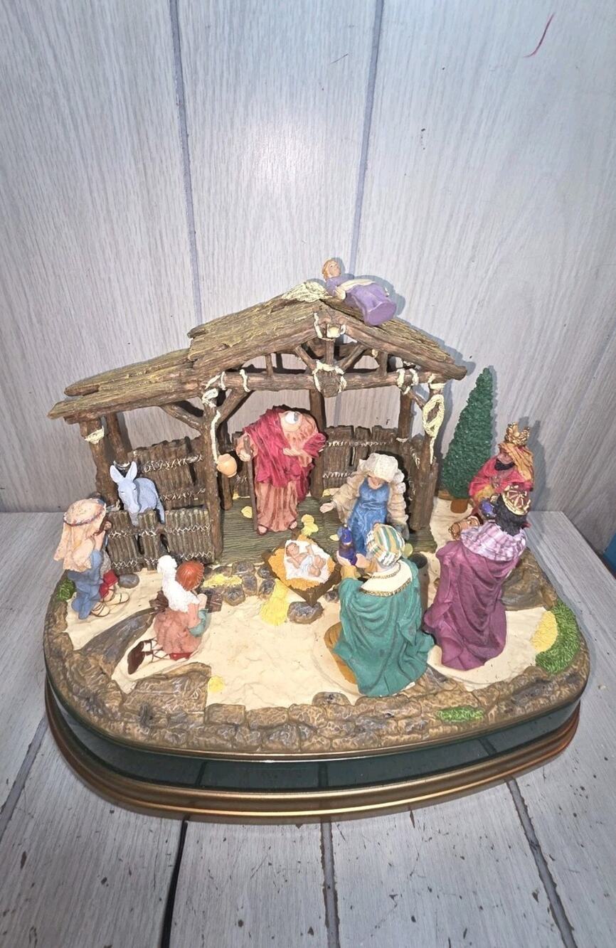 VTG 98 Mr Christmas Away in the Manger Animated Nativity Decor Works FLAW READ